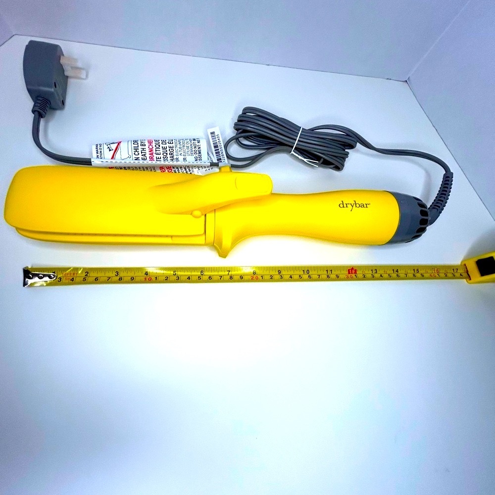 Drybar Yellow Styling Tool with Premium Accents. New in Box. Men or women - Picture 6 of 9